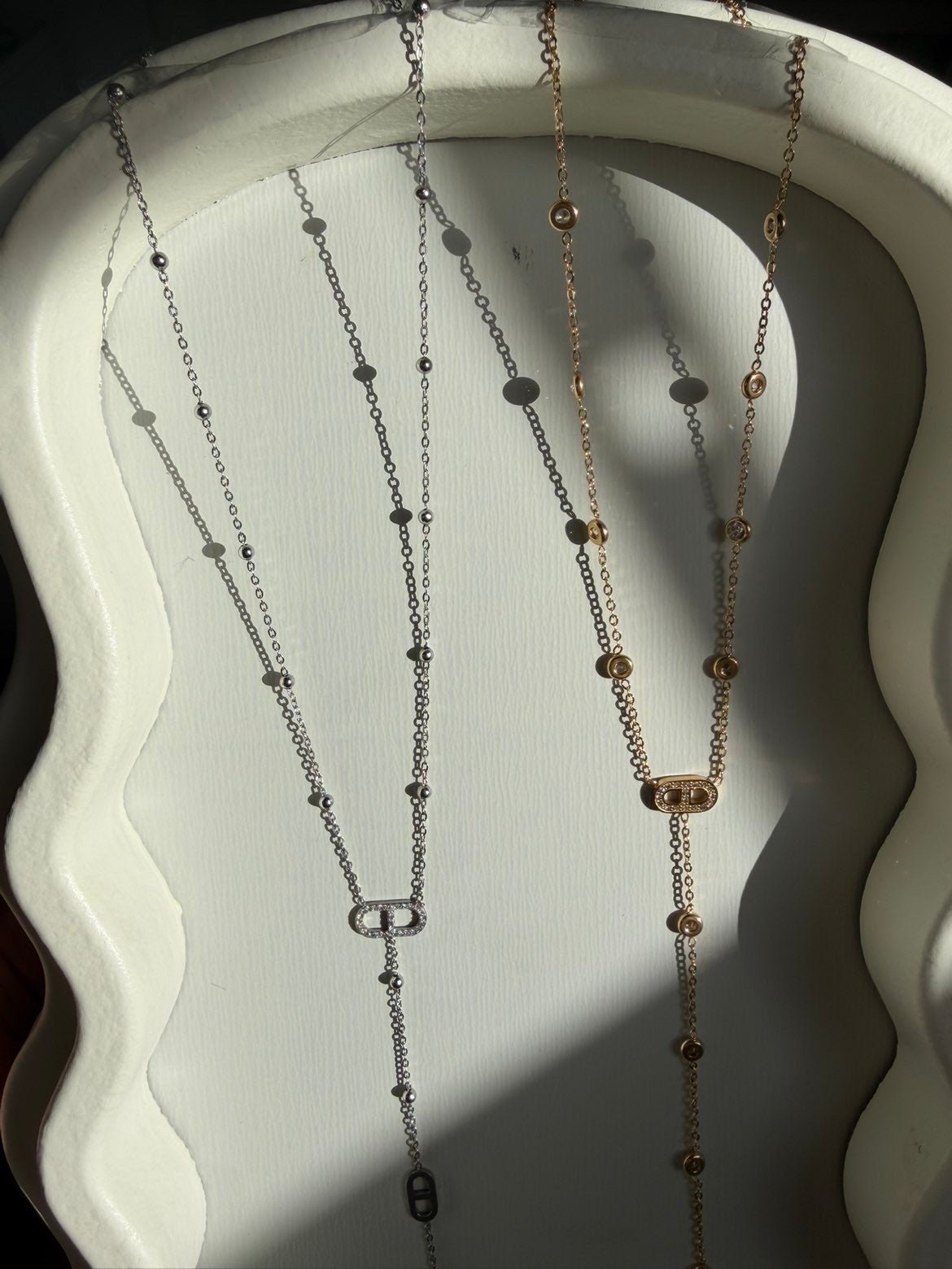 Collier Lariat "Éclat Éternel" en Acier Inoxydable